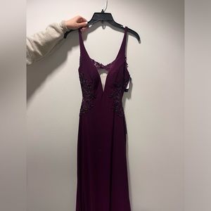 Brand new Never worn burgundy backless prom dress, bought at Camille La Vie.